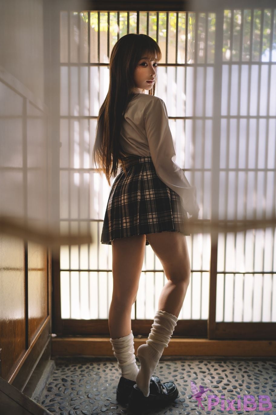 Cosplayer Stupid Momo chunmomo JK PixiBB.COM 028