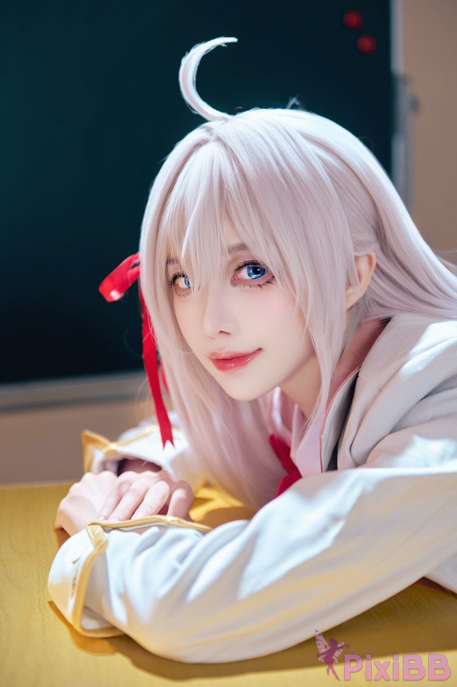 Cosplayer Shika deer Classmate Ellie PixiBB.COM 007