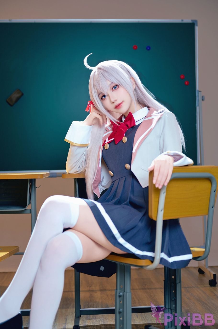 Cosplayer Shika deer Classmate Ellie PixiBB.COM 009