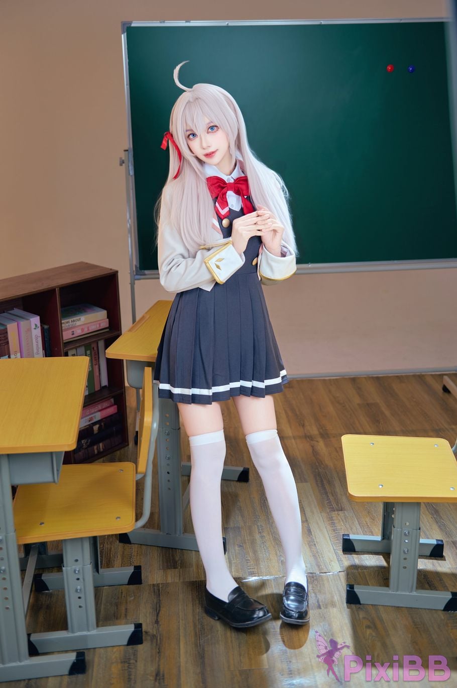 Cosplayer Shika deer Classmate Ellie PixiBB.COM 010