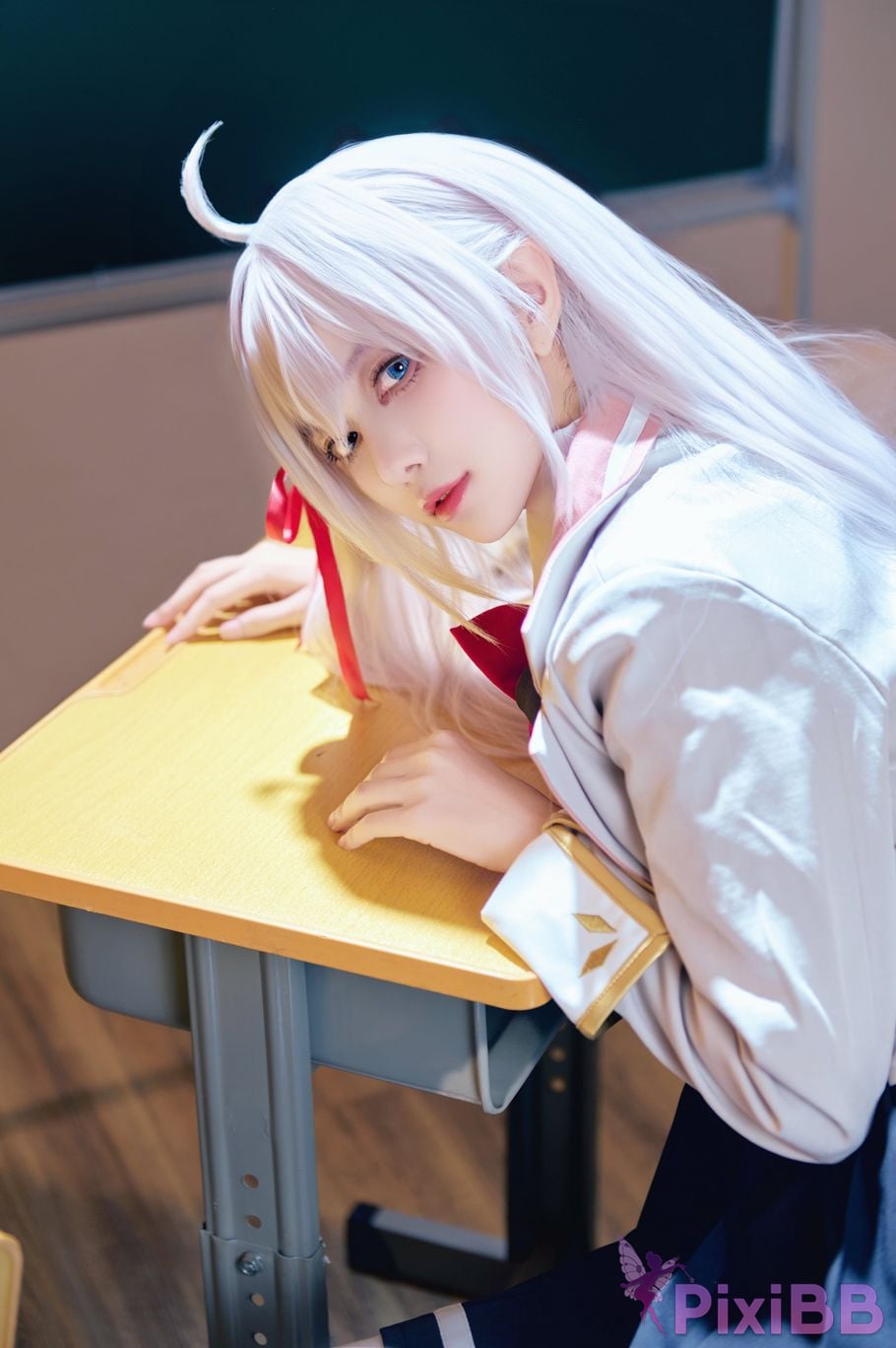 Cosplayer Shika deer Classmate Ellie PixiBB.COM 033