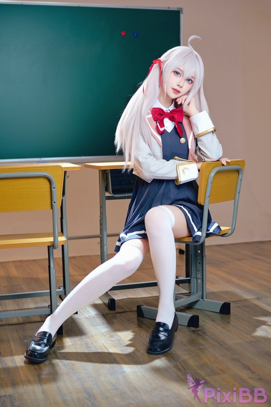 Cosplayer Shika deer Classmate Ellie PixiBB.COM 037