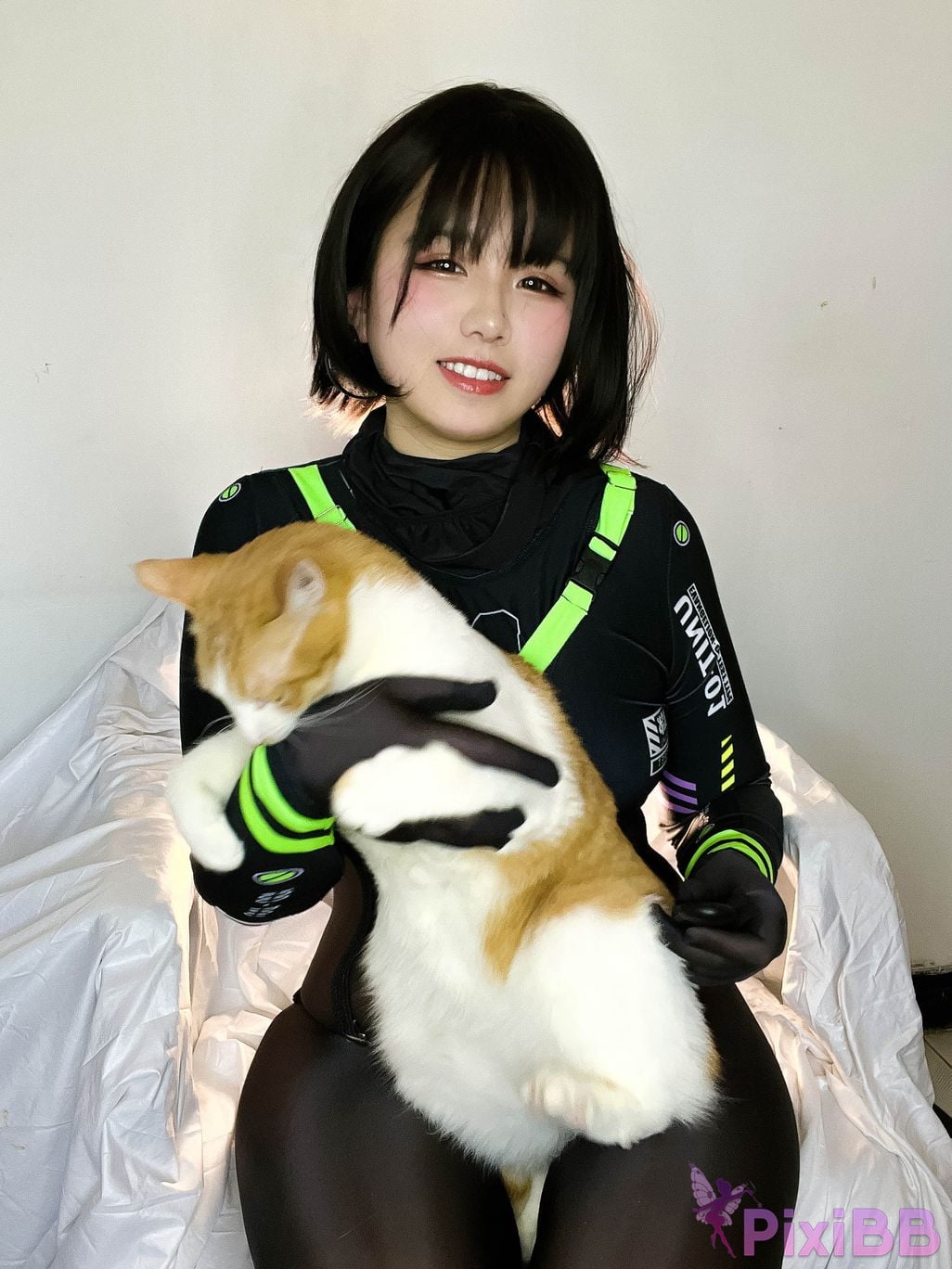 Cosplay A Ban is very happy today January 2024 Reward PixiBB.COM 015