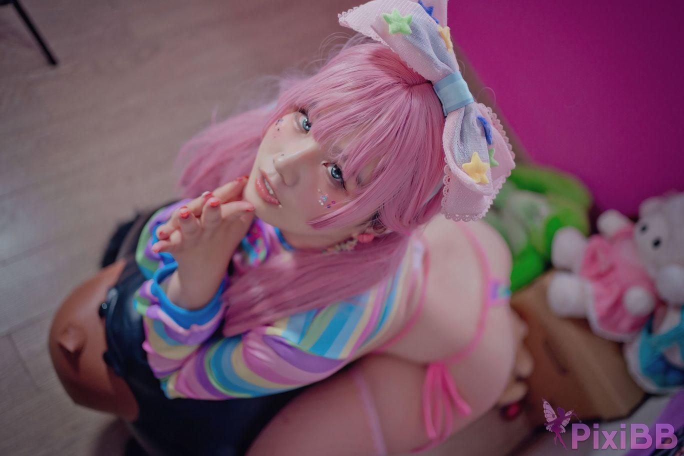 Coser Ah Ban is very happy today Pink double ponytail PixiBB.COM 007