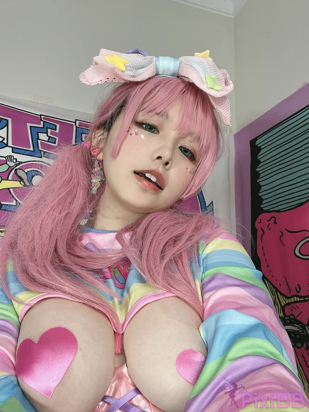 Coser Ah Ban is very happy today Pink double ponytail PixiBB.COM 037