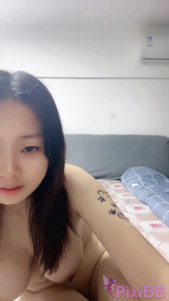 Girl Yiyi G Pussy school girl goes to sea earn tuition 07 Female internet celebrity 02 PixiBB.COM 012