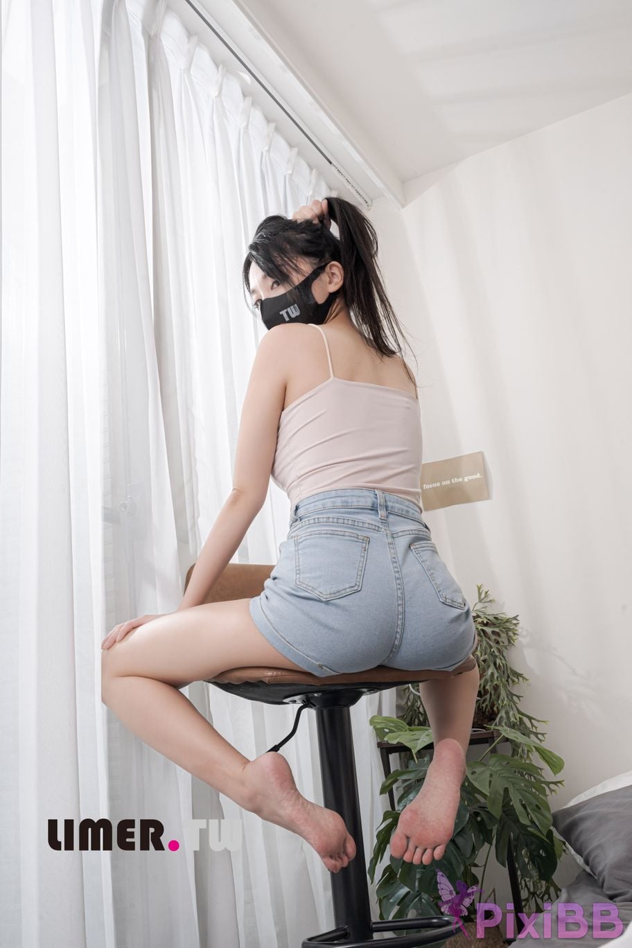 Limerence original No.092 Sherry appears. The 3D video is like watching it in person. Bare feet PixiBB.COM 053