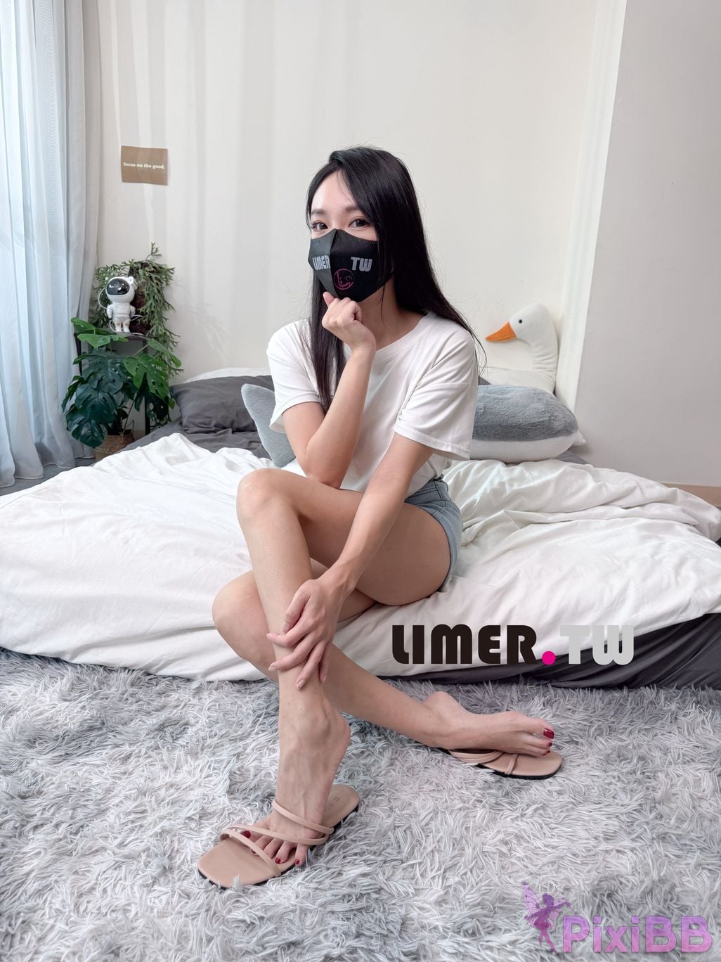 Limerence original No.092 Sherry appears. The 3D video is like watching it in person. Bare feet PixiBB.COM 243