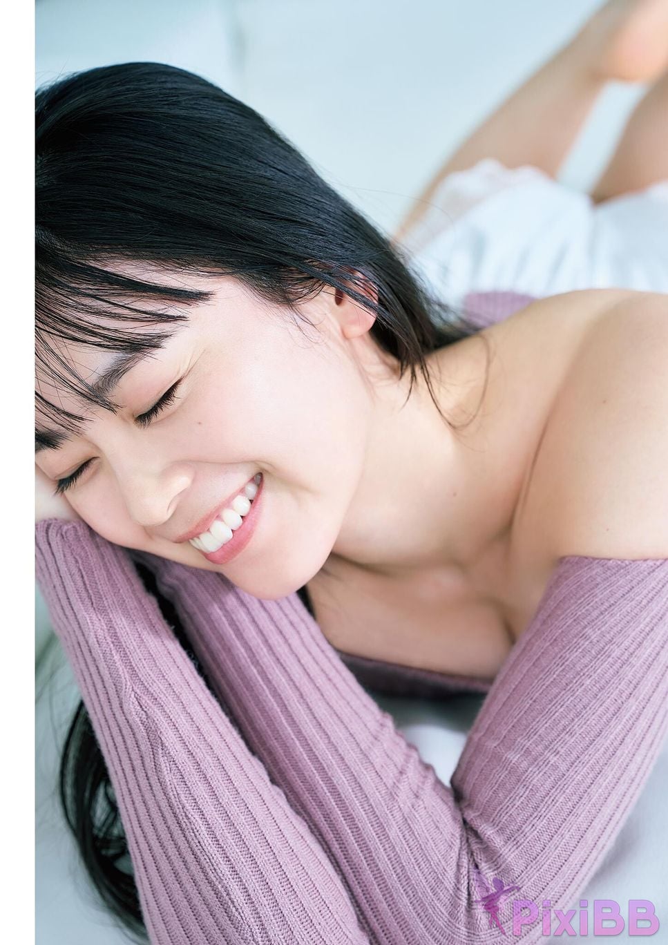 Japanese Idol Hitoka Sakai Nikka 2nd photo book a piece PixiBB.COM 021