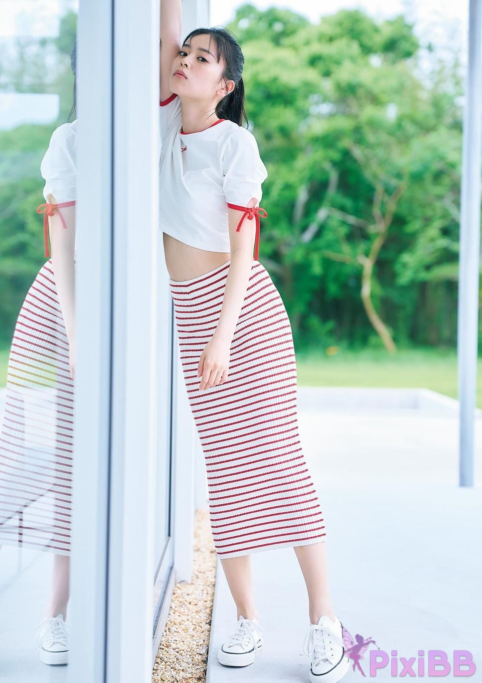 Japanese Idol Hitoka Sakai Nikka 2nd photo book a piece PixiBB.COM 026