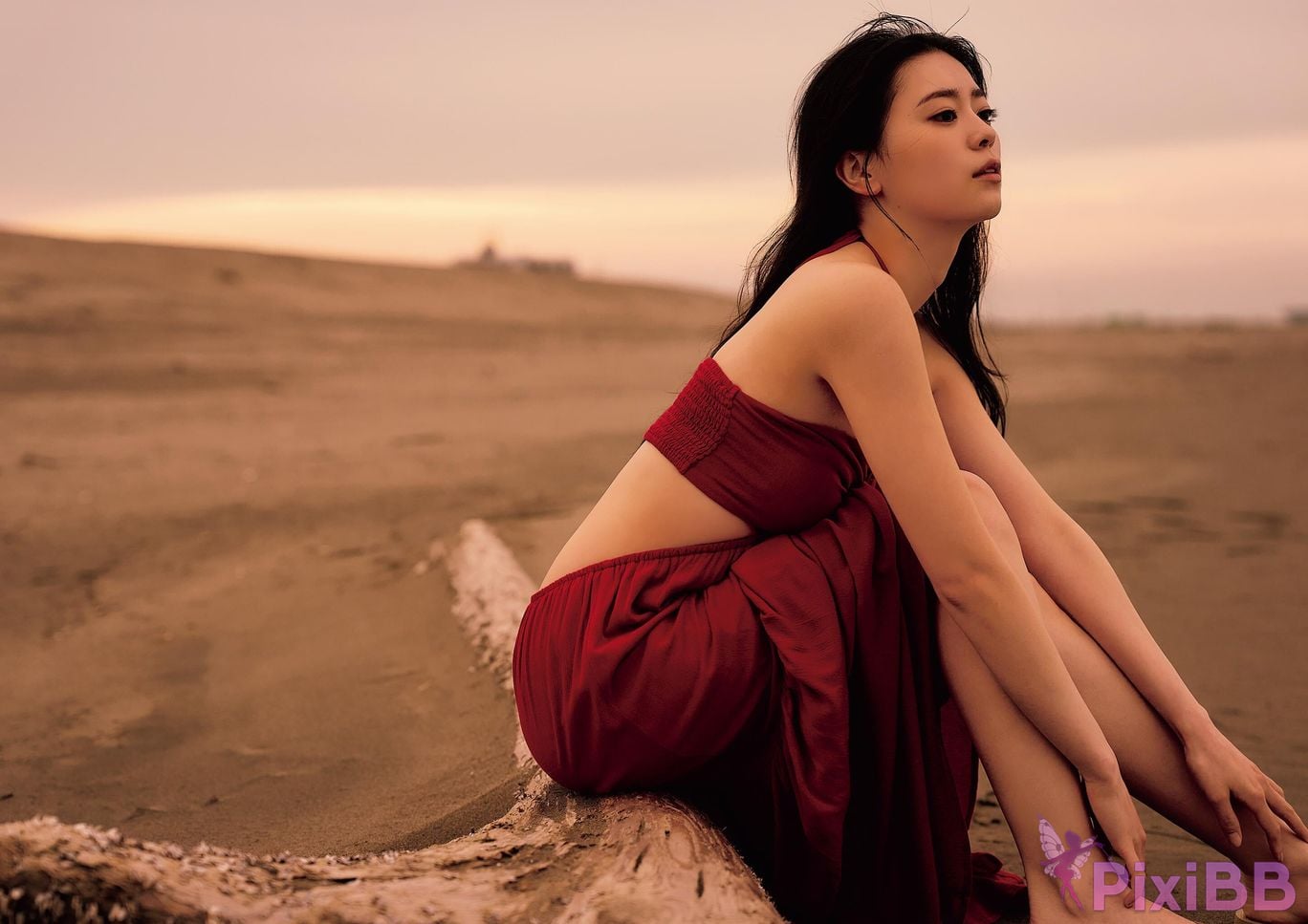 Japanese Idol Hitoka Sakai Nikka 2nd photo book a piece PixiBB.COM 041