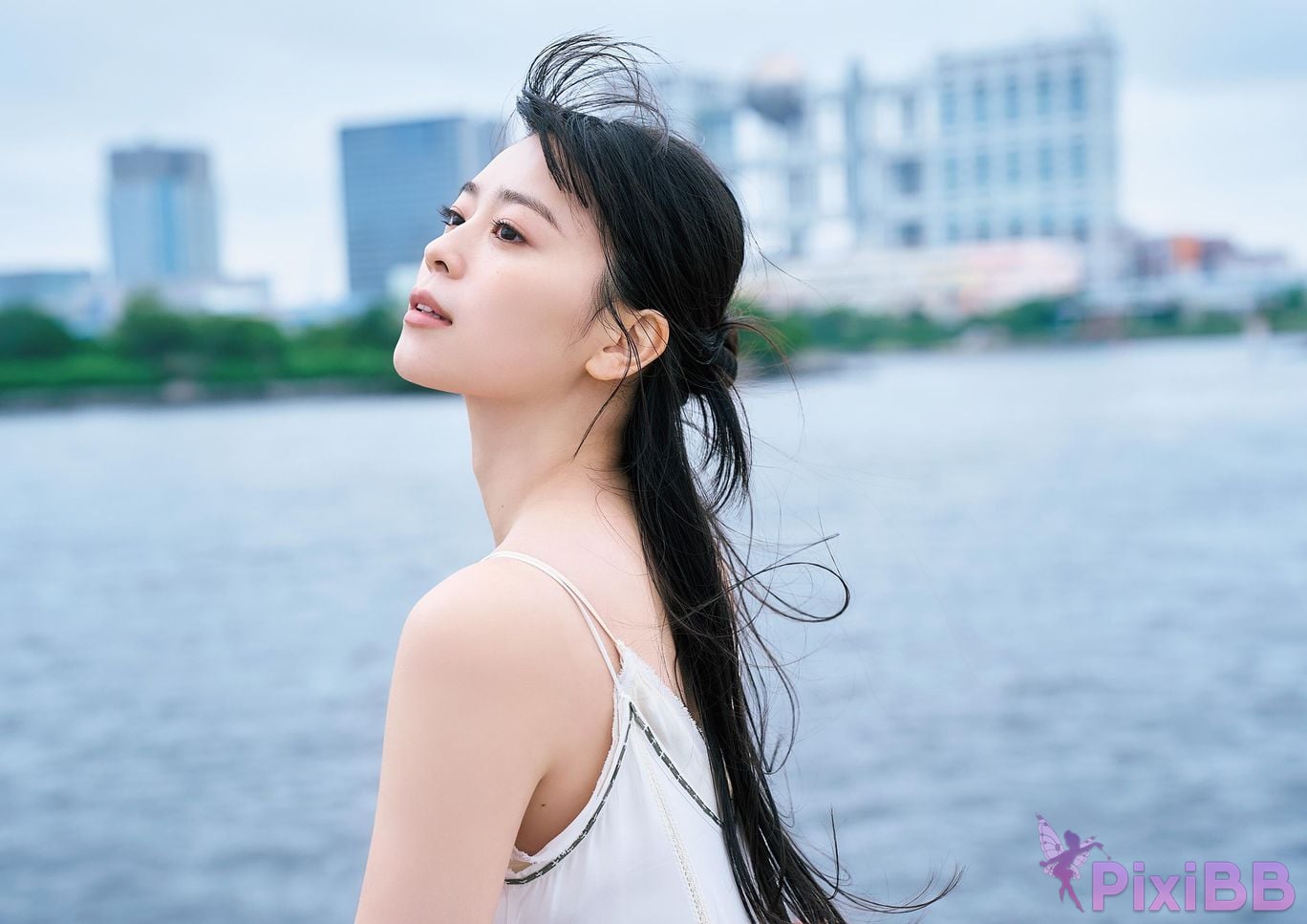 Japanese Idol Hitoka Sakai Nikka 2nd photo book a piece PixiBB.COM 044