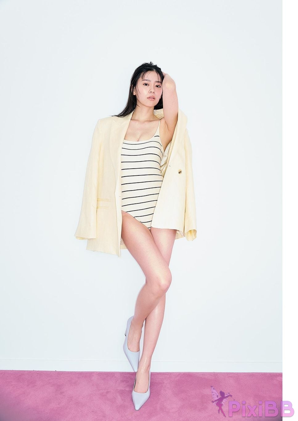 Japanese Idol Hitoka Sakai Nikka 2nd photo book a piece PixiBB.COM 059