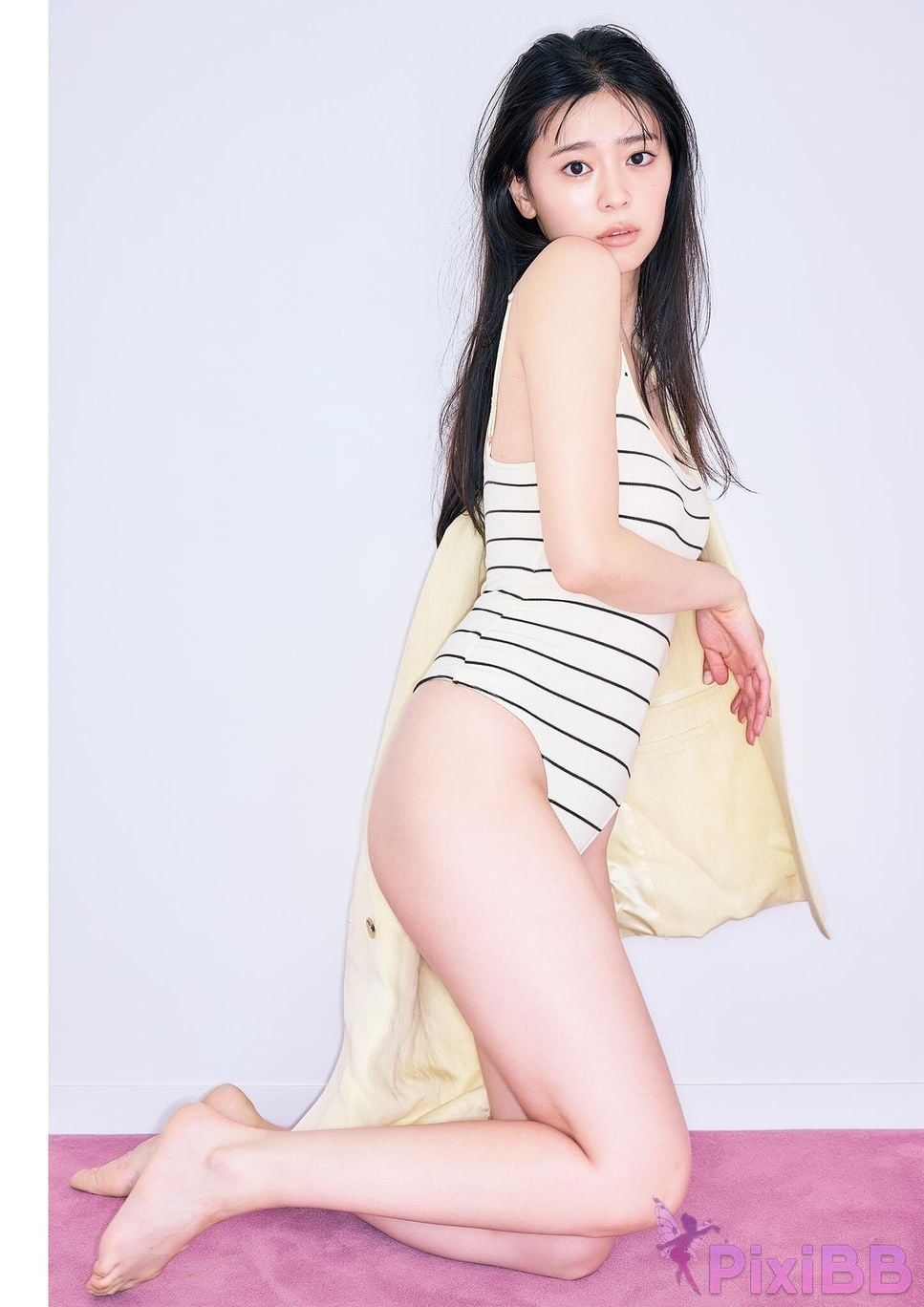 Japanese Idol Hitoka Sakai Nikka 2nd photo book a piece PixiBB.COM 060