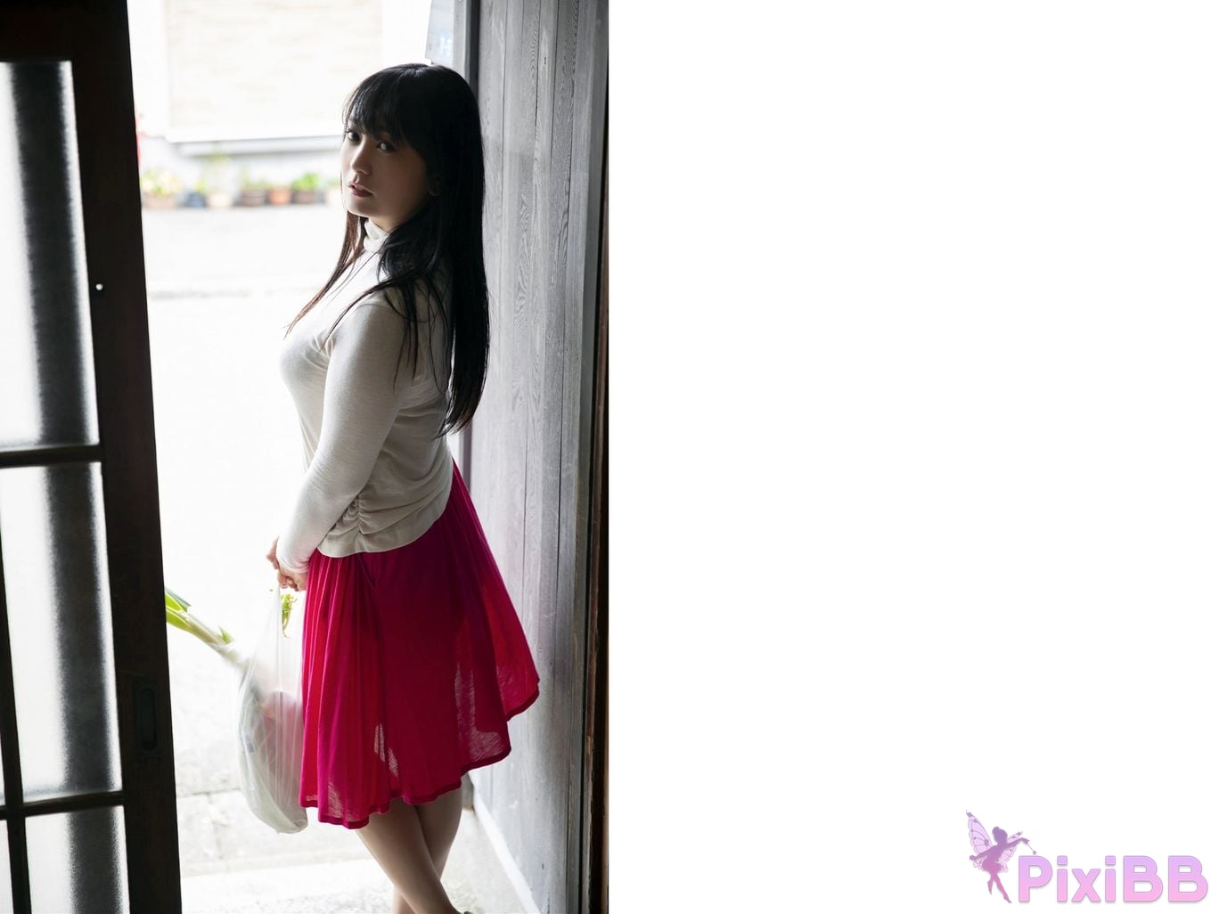 JP Mariko Seyama PixiBB.COM 001