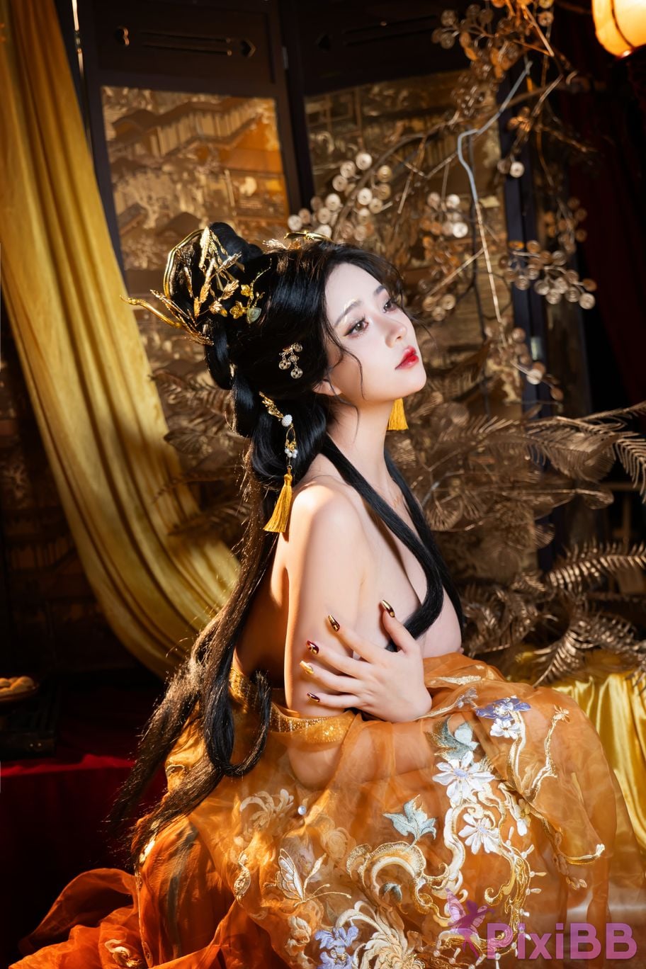 Coser Nnian PixiBB.COM 011