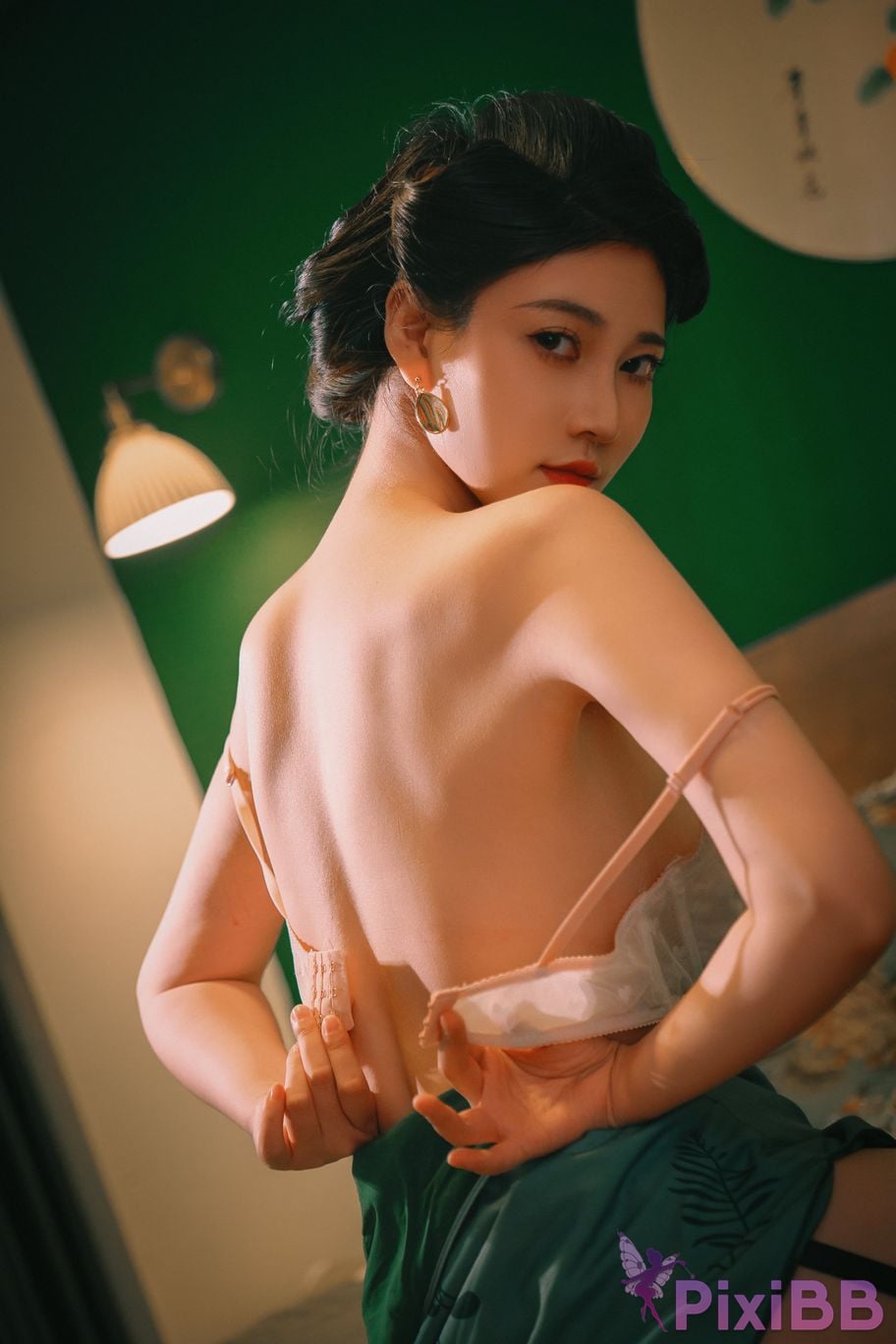 Coser Nnian PixiBB.COM 034