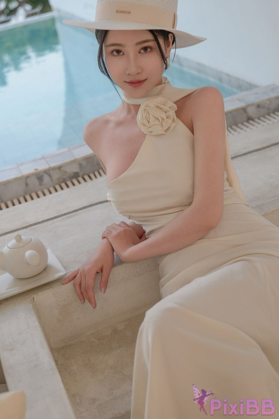 Coser Nnian PixiBB.COM 011