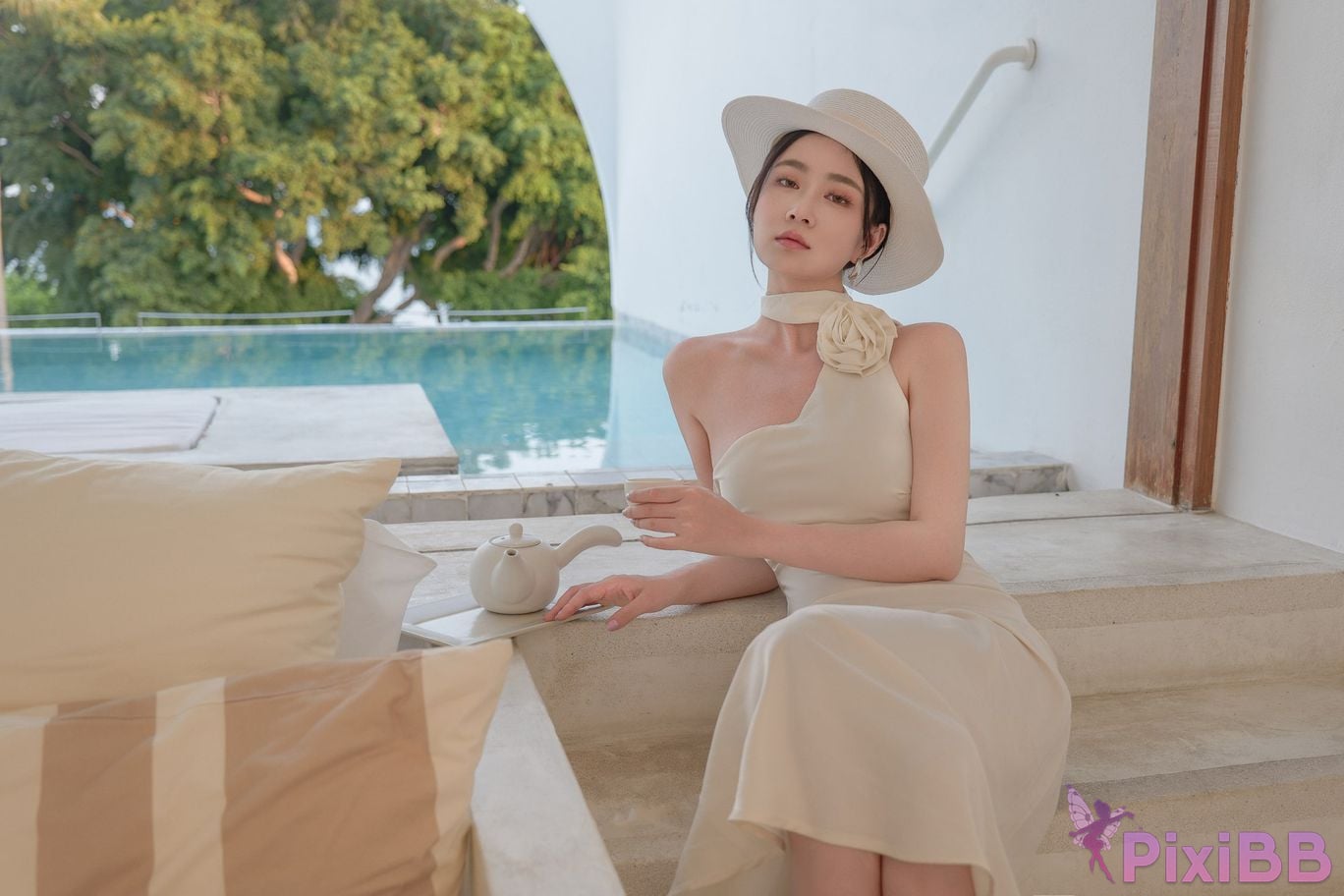 Coser Nnian PixiBB.COM 015