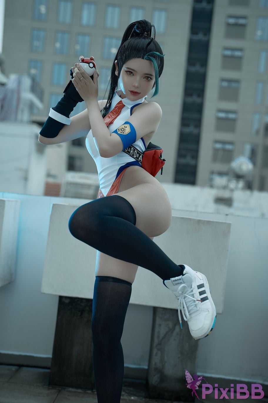 Coser ZinieQ Nemona PixiBB.COM 011