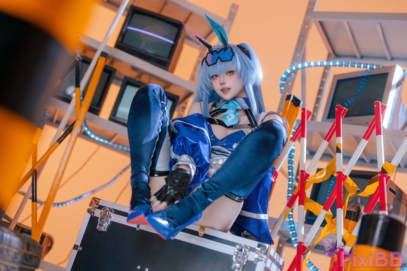 Cosplayer Island fish azur lane garden racing suit PixiBB.COM 015