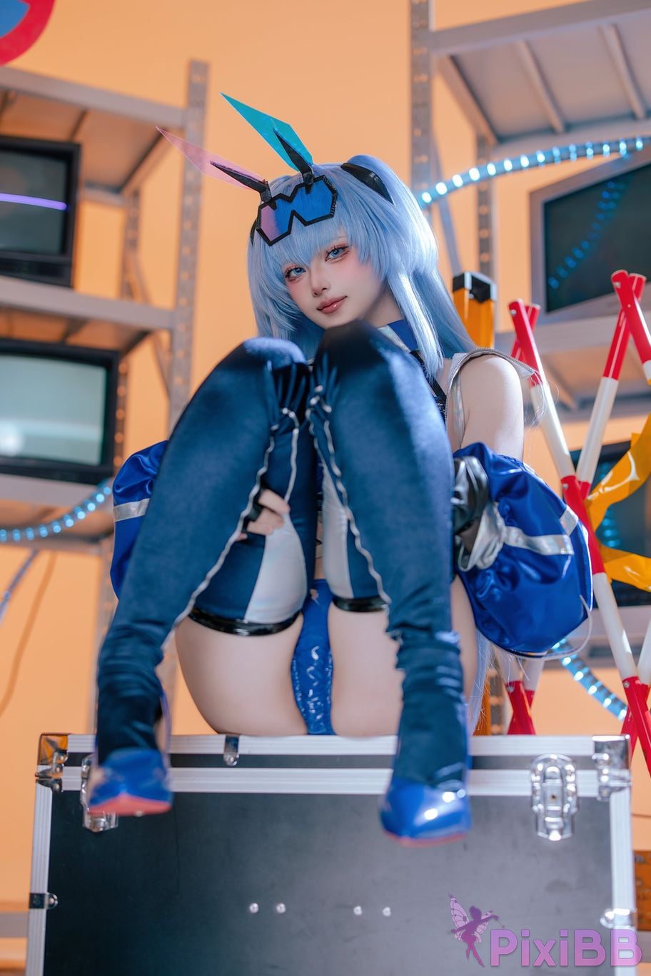 Cosplayer Island fish azur lane garden racing suit PixiBB.COM 019