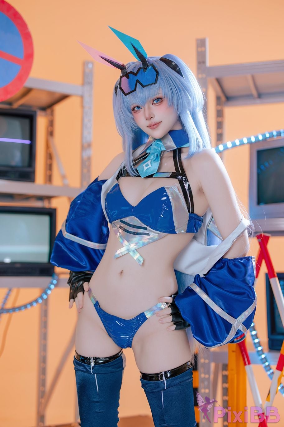 Cosplayer Island fish azur lane garden racing suit PixiBB.COM 035