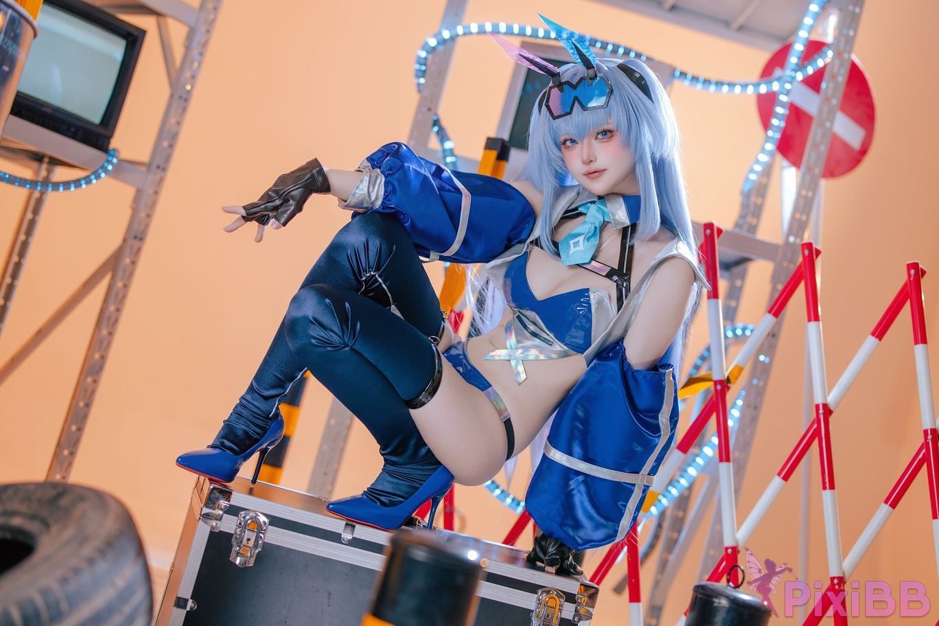 Cosplayer Island fish azur lane garden racing suit PixiBB.COM 037