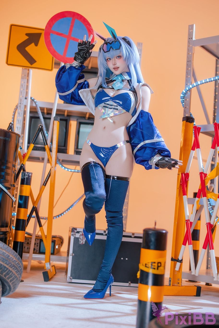 Cosplayer Island fish azur lane garden racing suit PixiBB.COM 041