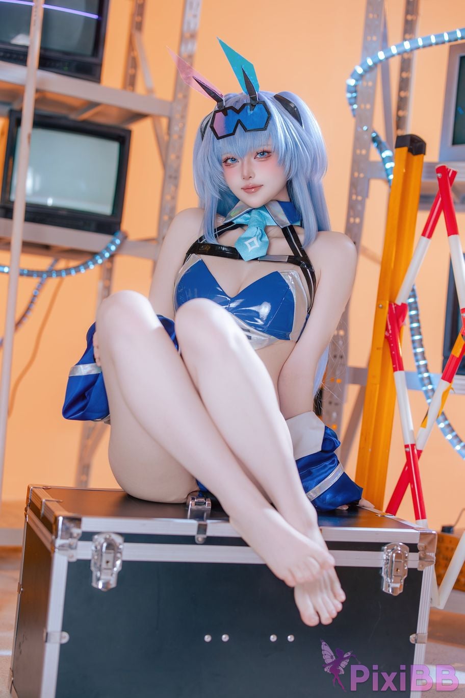 Cosplayer Island fish azur lane garden racing suit PixiBB.COM 068