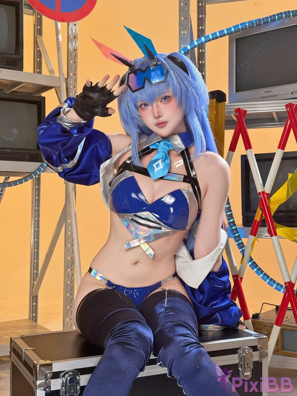 Cosplayer Island fish azur lane garden racing suit PixiBB.COM 073