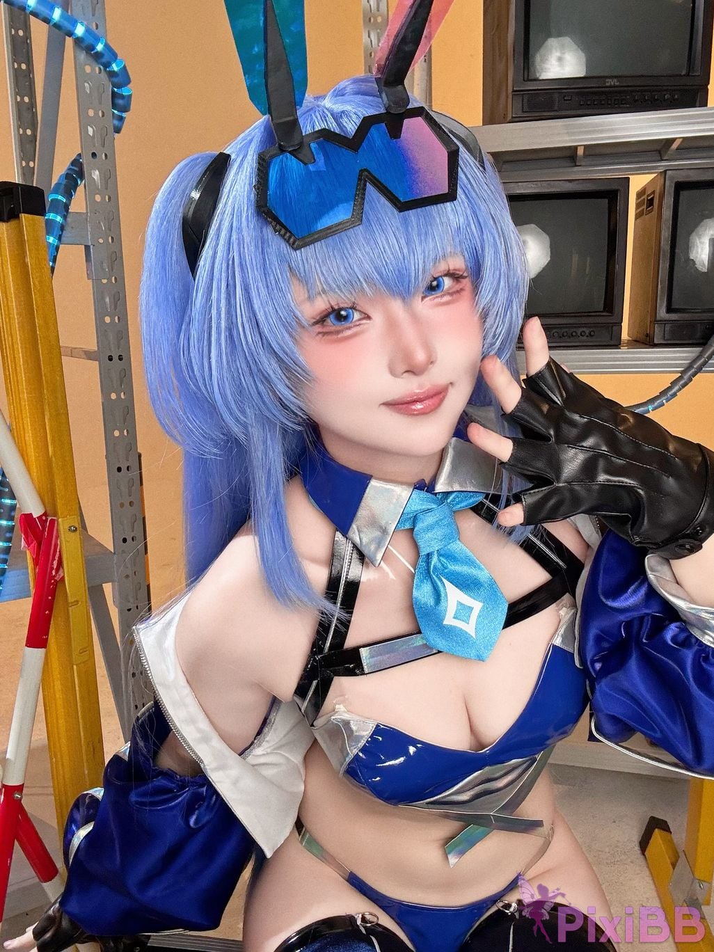 Cosplayer Island fish azur lane garden racing suit PixiBB.COM 075