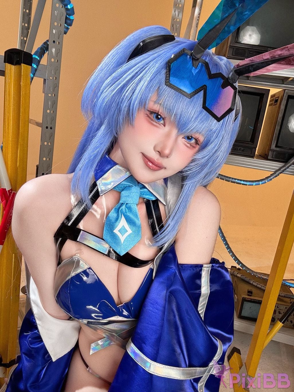 Cosplayer Island fish azur lane garden racing suit PixiBB.COM 077