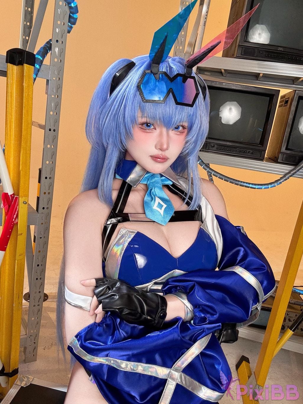 Cosplayer Island fish azur lane garden racing suit PixiBB.COM 079