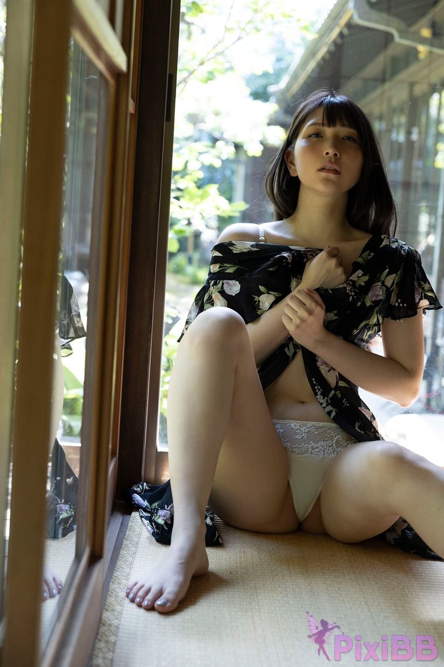 Japanese Idol Not too sweet Weekly Post Digital Photo Book damp summer shine PixiBB.COM 012