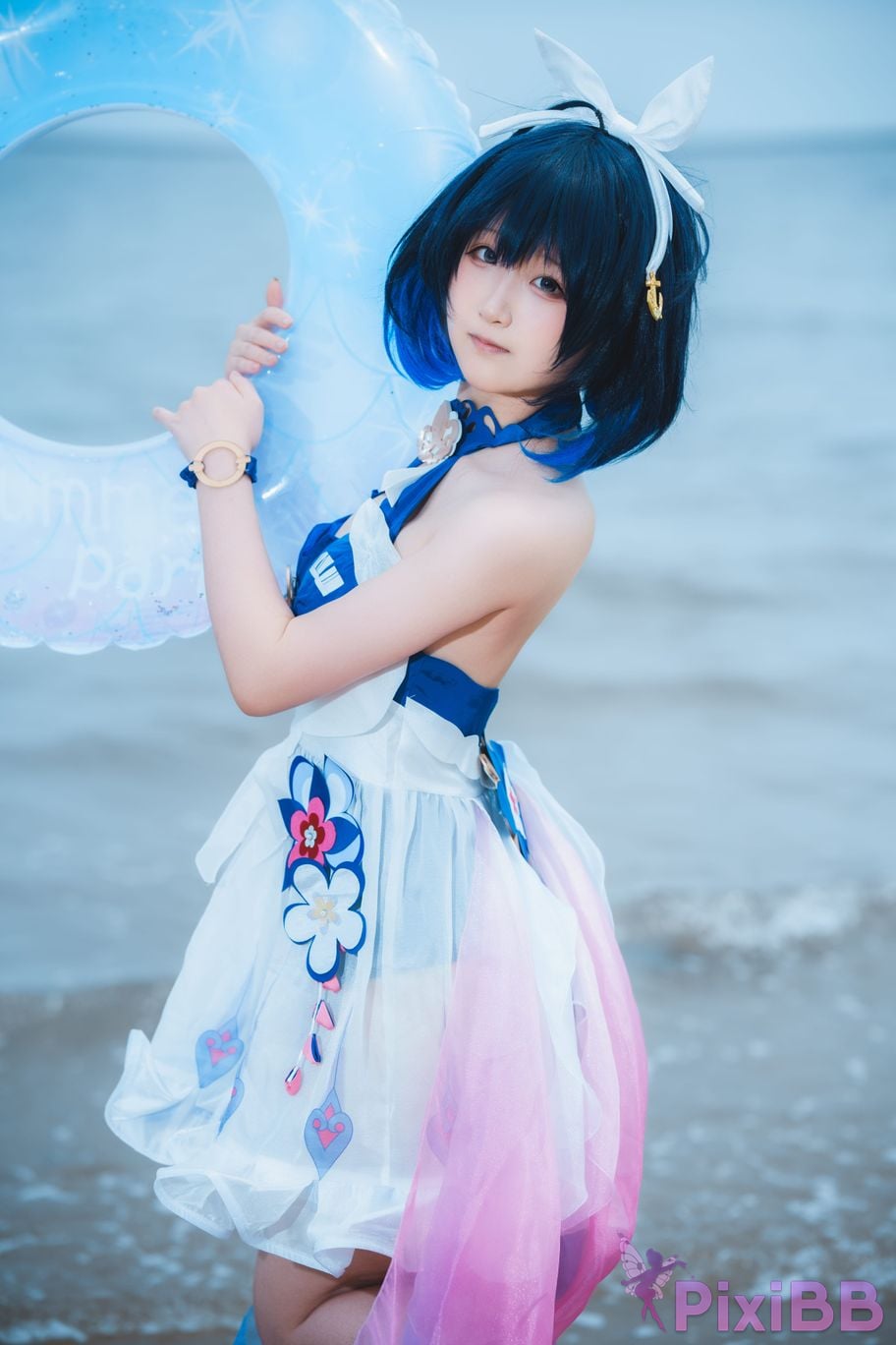 Cosplayer Seele Mai The story of waves on the other side Hill beach PixiBB.COM 001