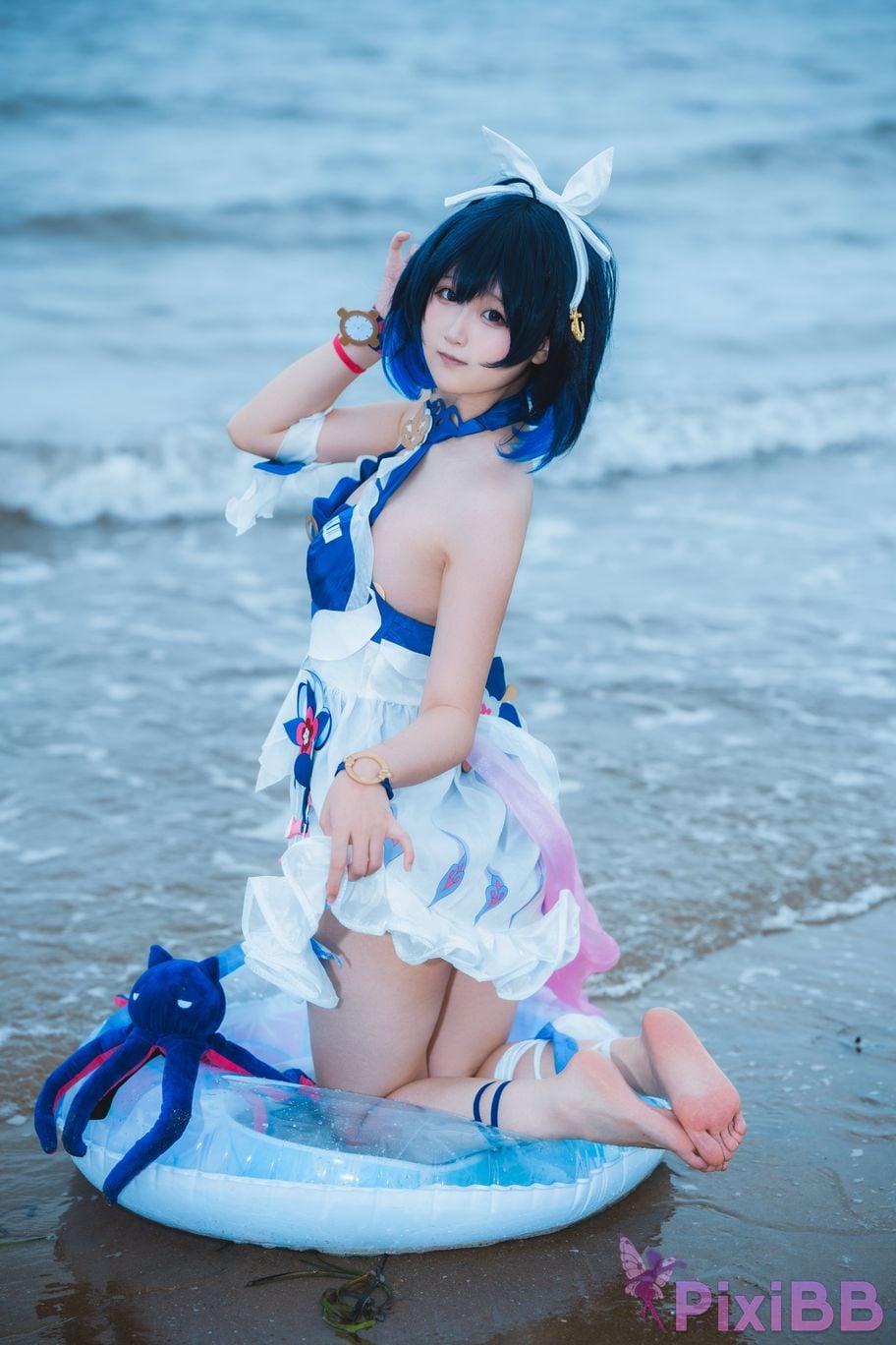 Cosplayer Seele Mai The story of waves on the other side Hill beach PixiBB.COM 007