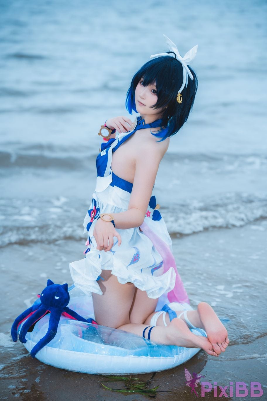 Cosplayer Seele Mai The story of waves on the other side Hill beach PixiBB.COM 008