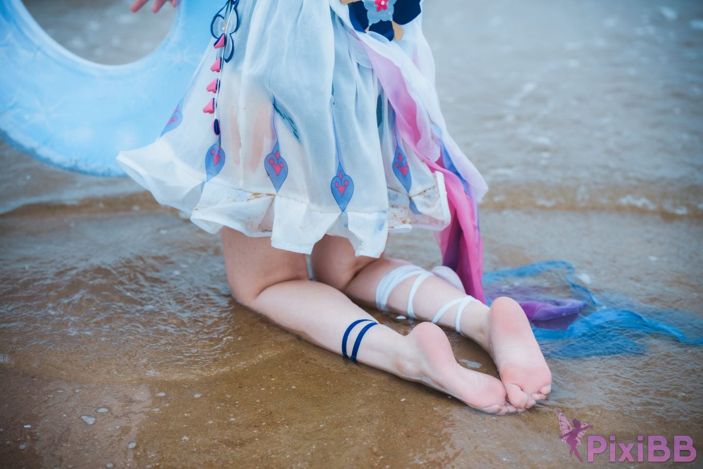 Cosplayer Seele Mai The story of waves on the other side Hill beach PixiBB.COM 022