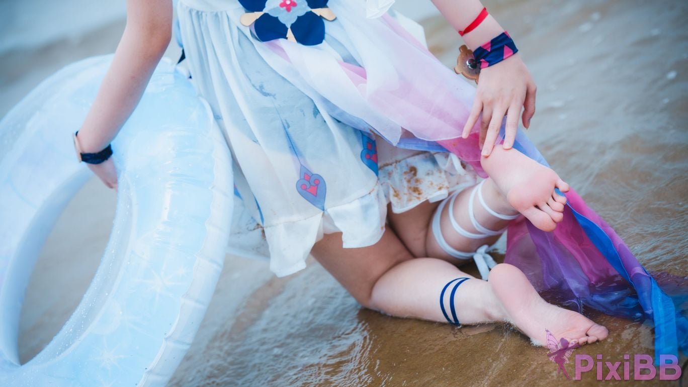 Cosplayer Seele Mai The story of waves on the other side Hill beach PixiBB.COM 024