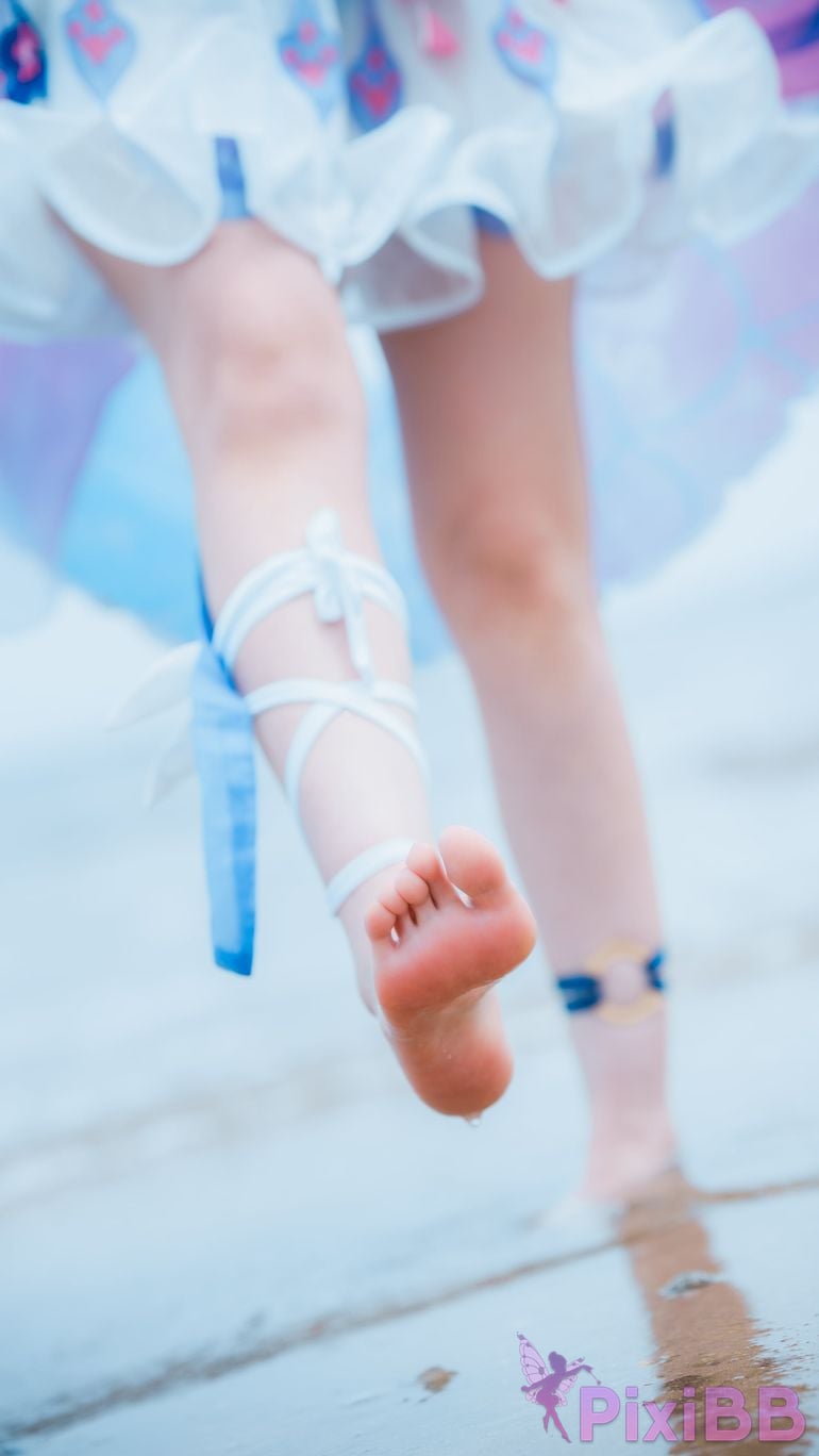 Cosplayer Seele Mai The story of waves on the other side Hill beach PixiBB.COM 030