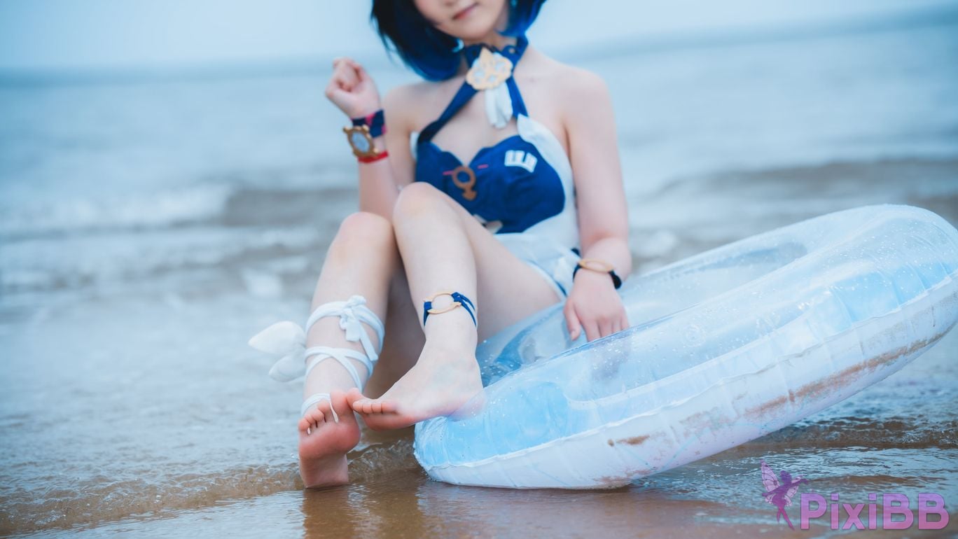 Cosplayer Seele Mai The story of waves on the other side Hill beach PixiBB.COM 031