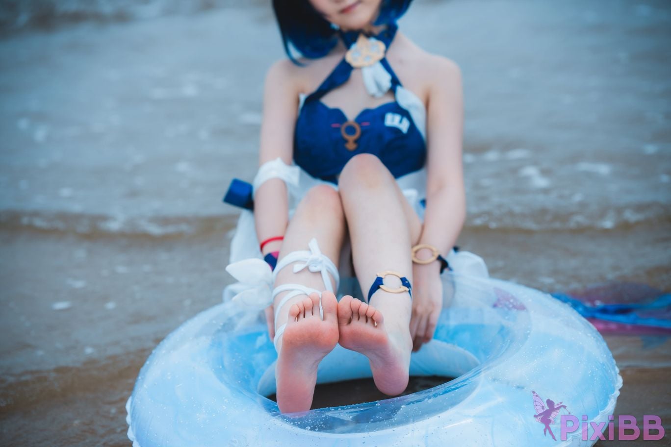 Cosplayer Seele Mai The story of waves on the other side Hill beach PixiBB.COM 033