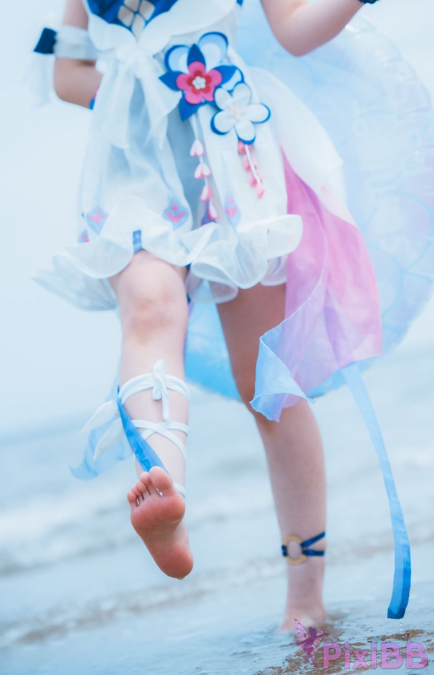 Cosplayer Seele Mai The story of waves on the other side Hill beach PixiBB.COM 038