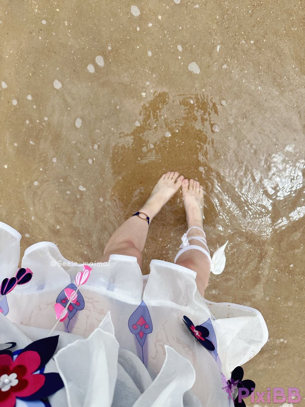 Cosplayer Seele Mai The story of waves on the other side Hill beach PixiBB.COM 047