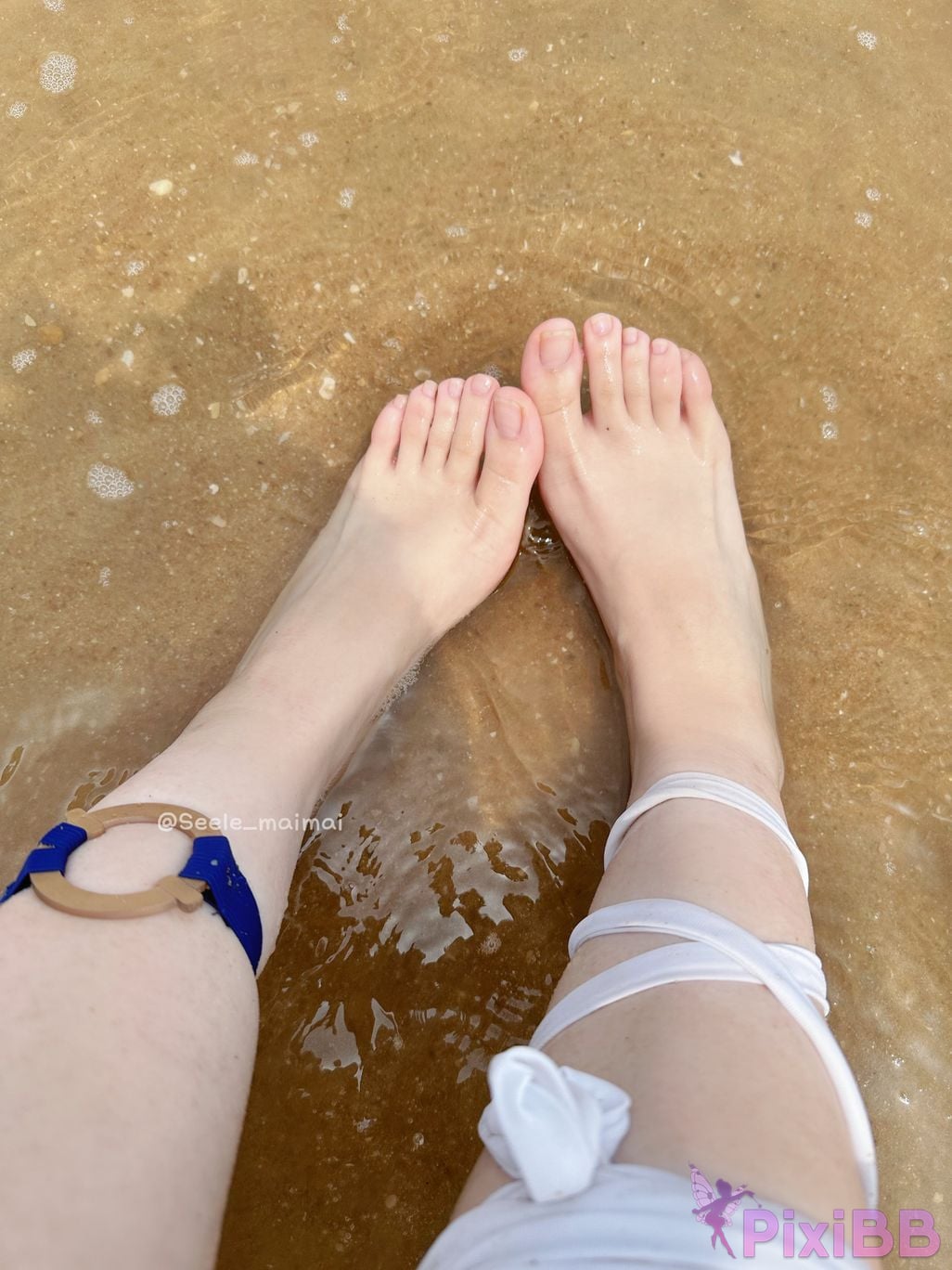 Cosplayer Seele Mai The story of waves on the other side Hill beach PixiBB.COM 062