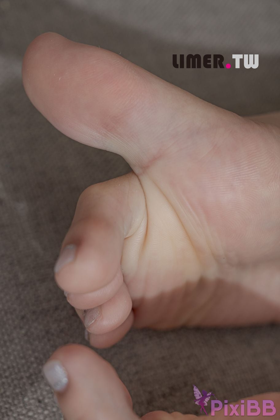 Limerence Original No.106 Jaly Nail Polish Naked Feet PixiBB.COM 033