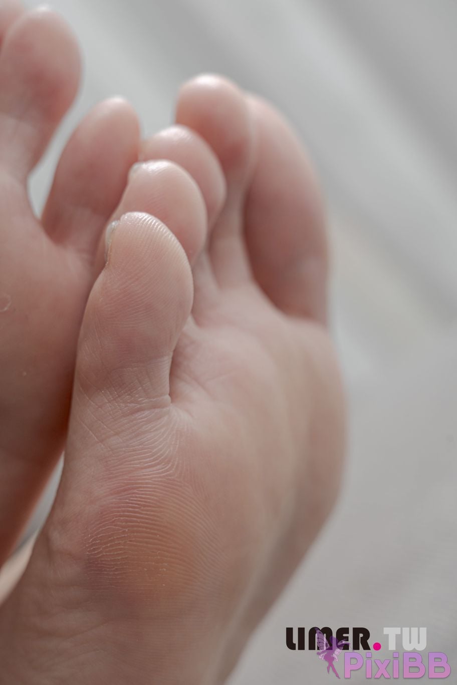 Limerence Original No.106 Jaly Nail Polish Naked Feet PixiBB.COM 049