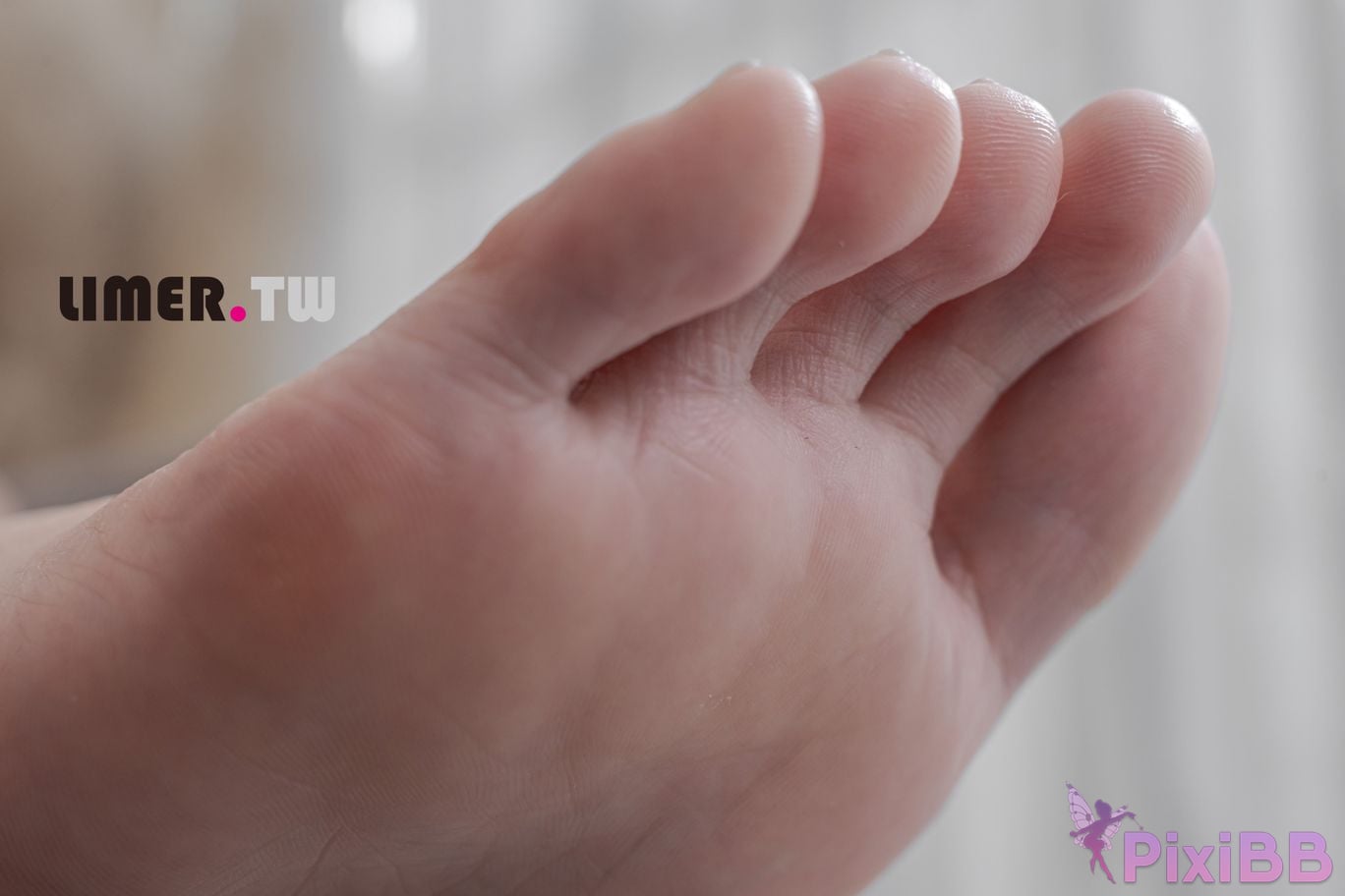 Limerence Original No.106 Jaly Nail Polish Naked Feet PixiBB.COM 076