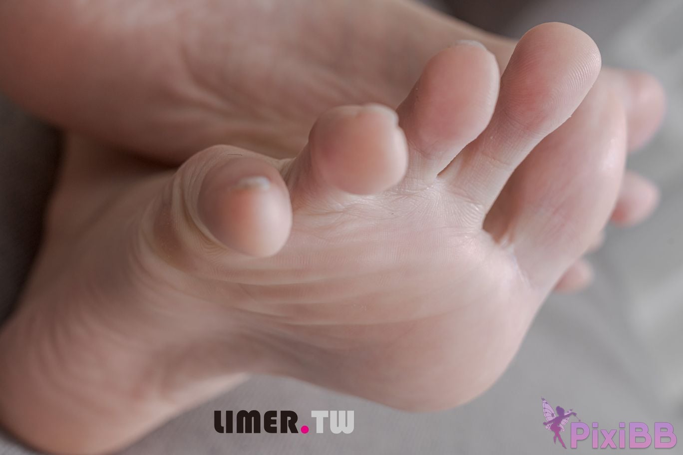 Limerence Original No.106 Jaly Nail Polish Naked Feet PixiBB.COM 084